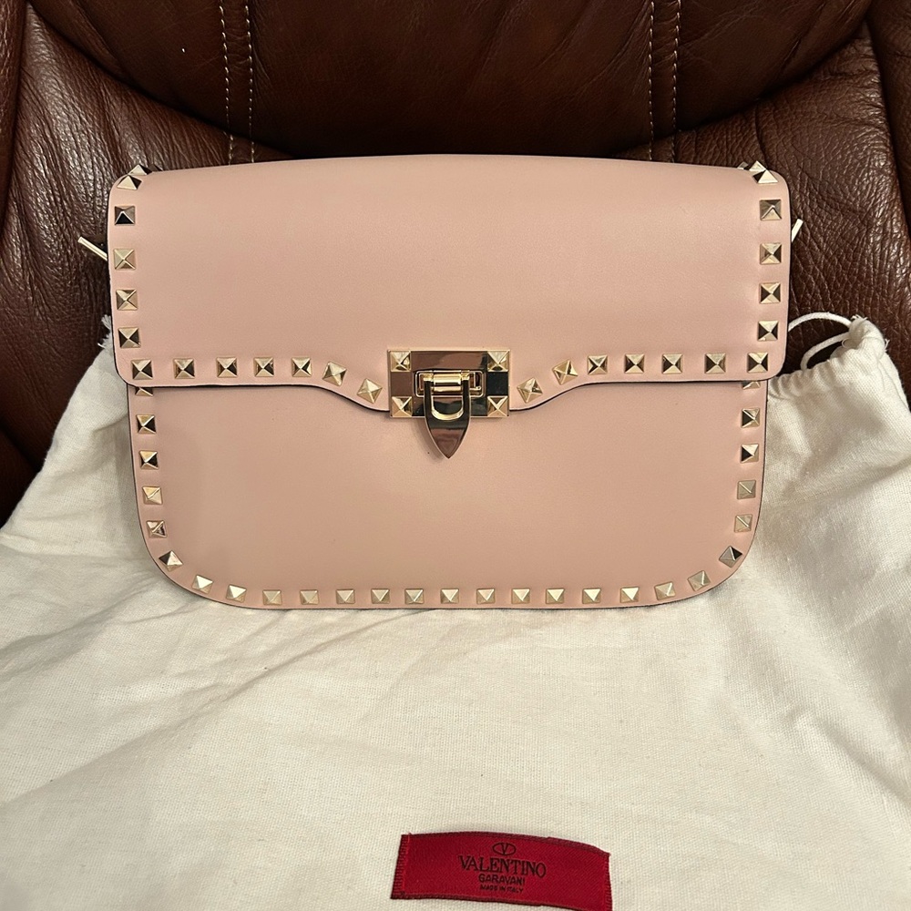 Valentino GARAVANI Pink Rock Studded